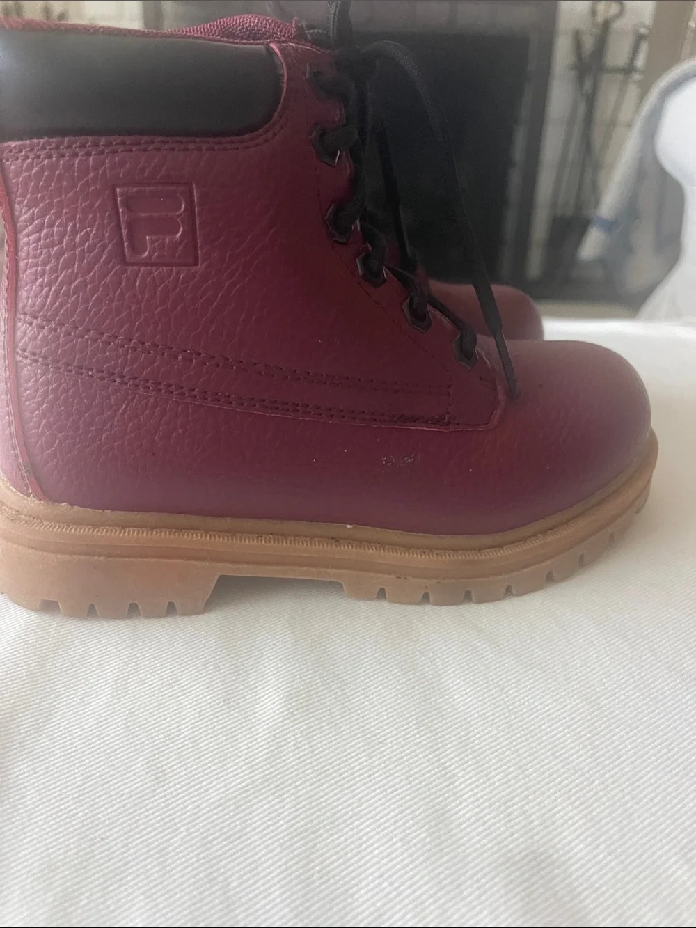 FILA Size 13.5 Kids Burgundy Lace-Up Outdoor Boots NEW